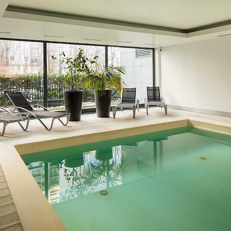 Skyscraper Riverview Lisbon With Indoor Pool Екстер'єр фото